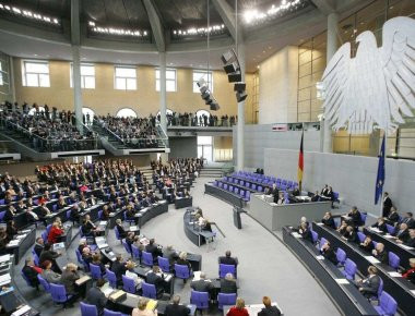 Στην ατζέντα της Bundestag η Ελληνική κρίση